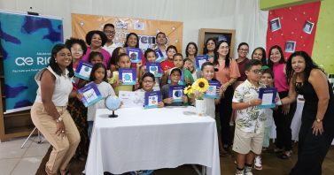 Centenas de estudantes da rede pública ganham voz com projeto literário