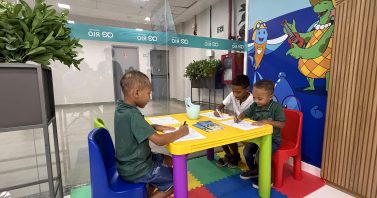 Loja da Águas do Rio na Baixada Fluminense ganha espaço infantil