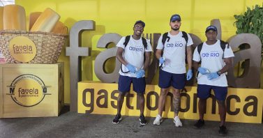 Favela Gastronômica reúne 40 mil pessoas com comidas saborosas e pontos de hidratação